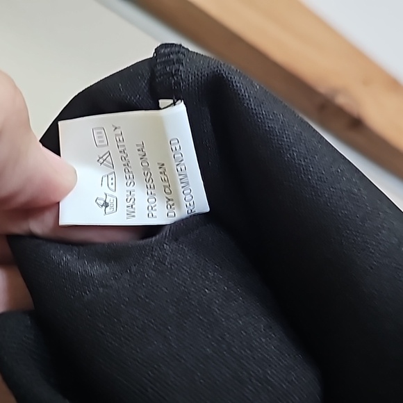 💰👇NWOT Official Thomas Rhett Hometeam Tour Bomber Jacket Pullover Black Size M - Picture 6 of 6